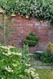 10 simple ideas for neglected or difficult garden areas – The Middle-Sized Garden